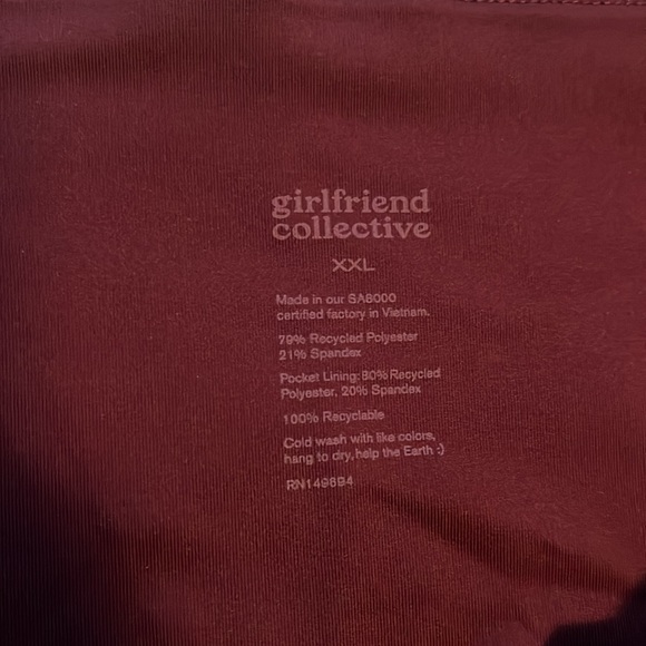 Girlfriend Collective Plum Compression Leggings w/ pockets - Picture 3 of 8